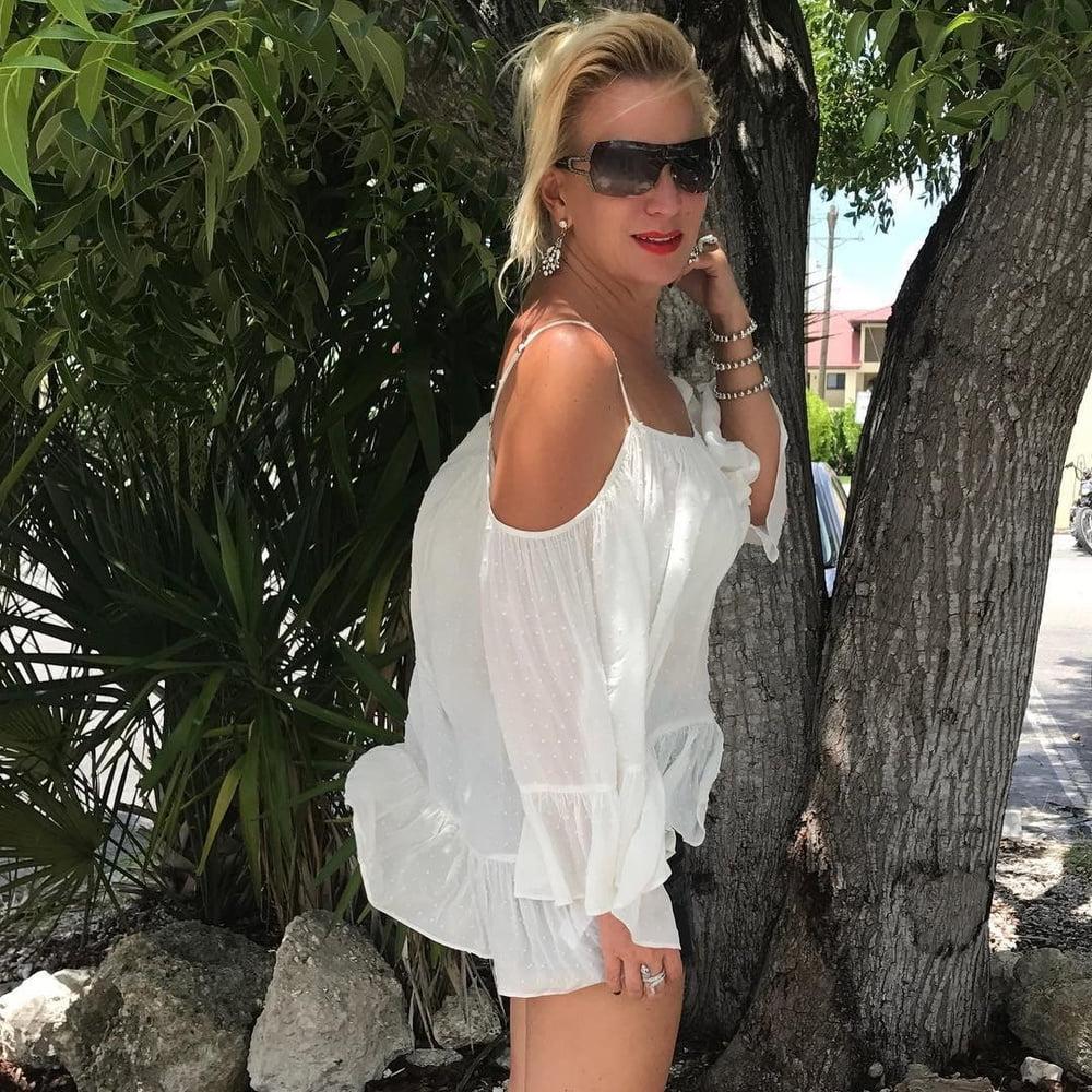 25P German Milf Claudia Norberg