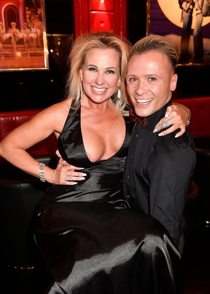 25P German Milf Claudia Norberg