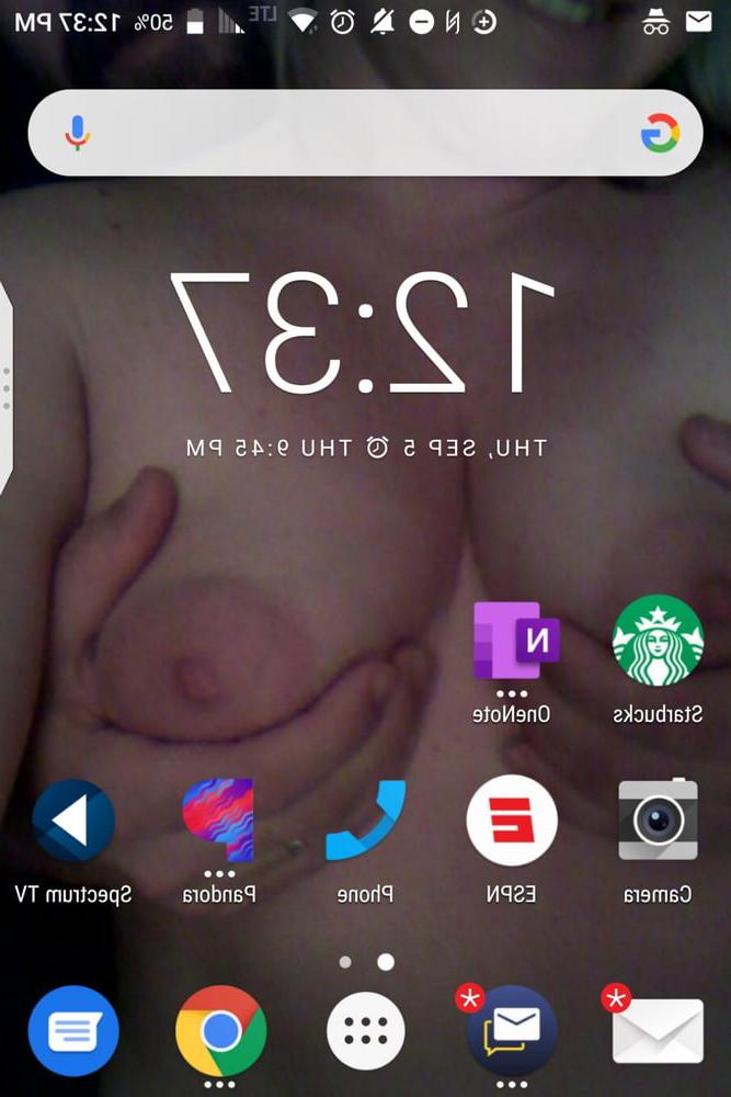 17P Make my wife your screen, show her off