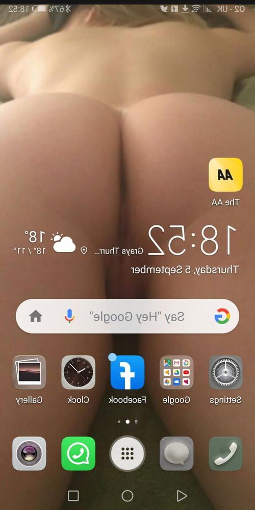 17P Make my wife your screen, show her off