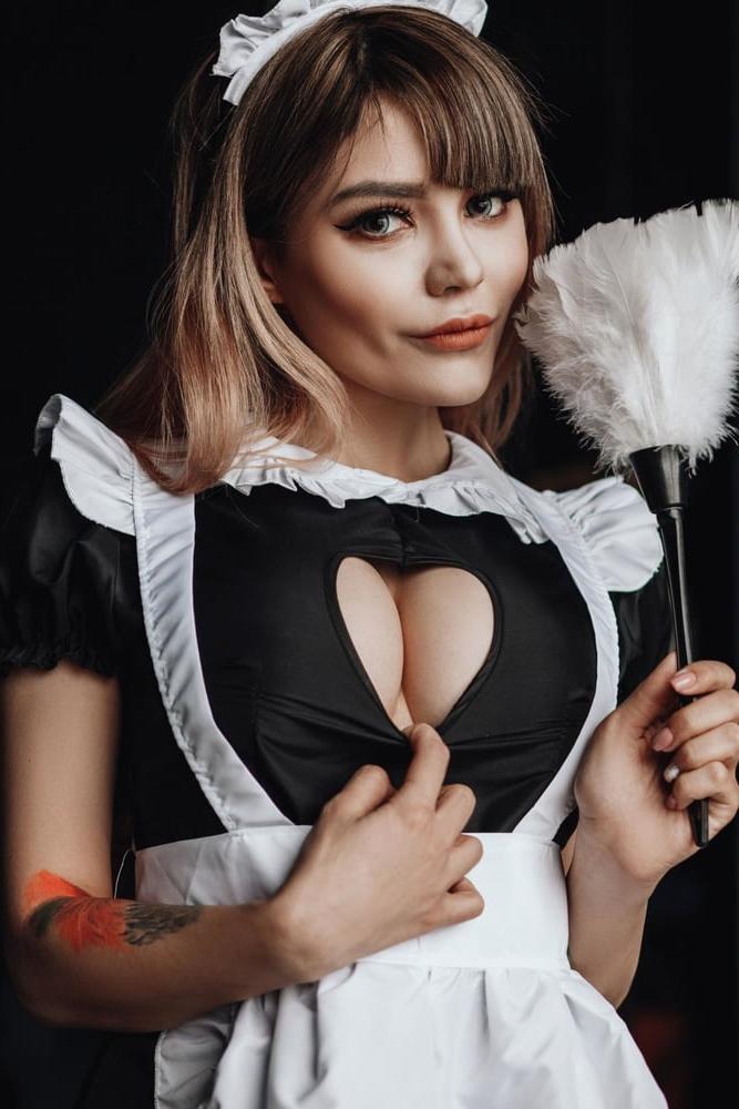 25P KFOX - Maid I