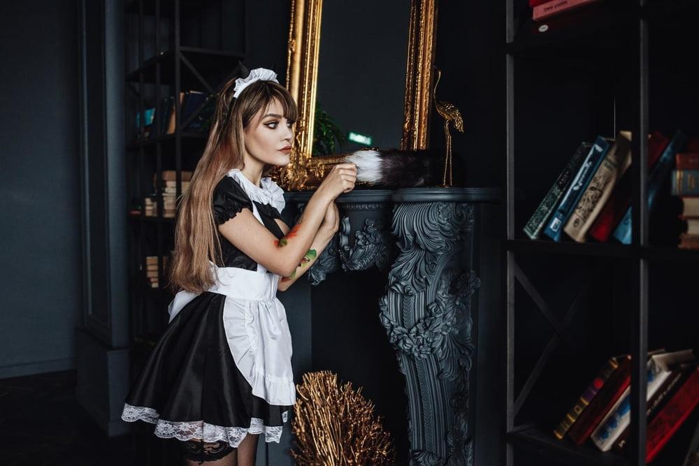 25P KFOX - Maid I
