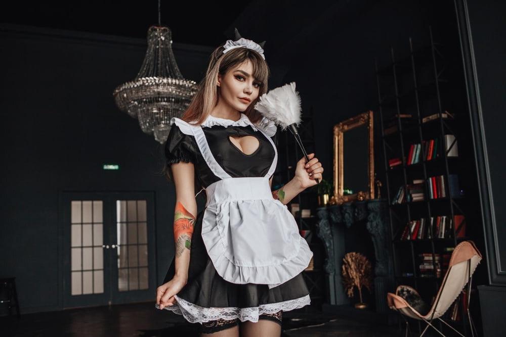 25P KFOX - Maid I