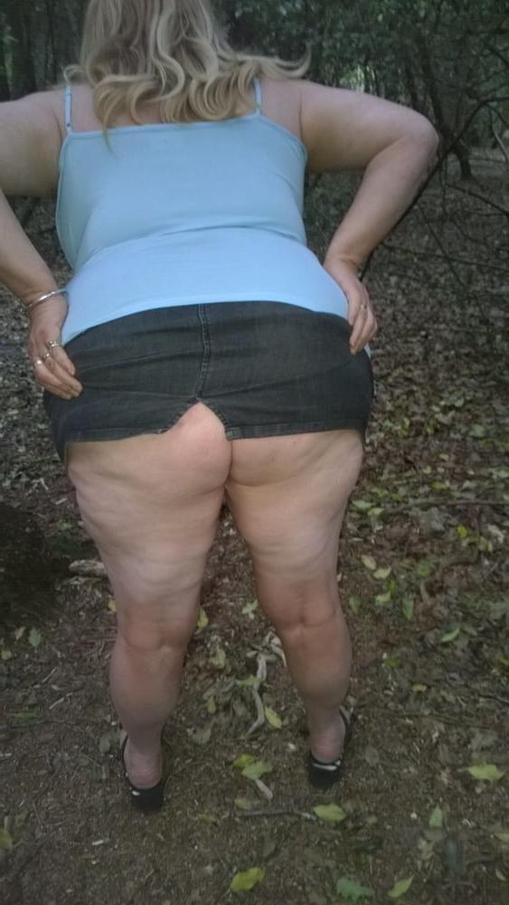 25P Photos from a filthy wife