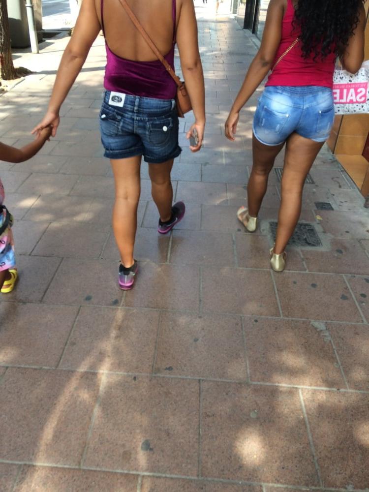 25P candids spain
