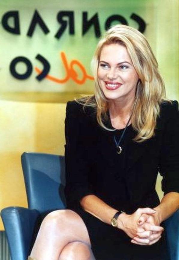 25P German TV Mature Nina Ruge