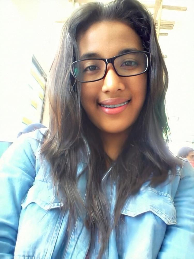 21P Indonesian Girl 54