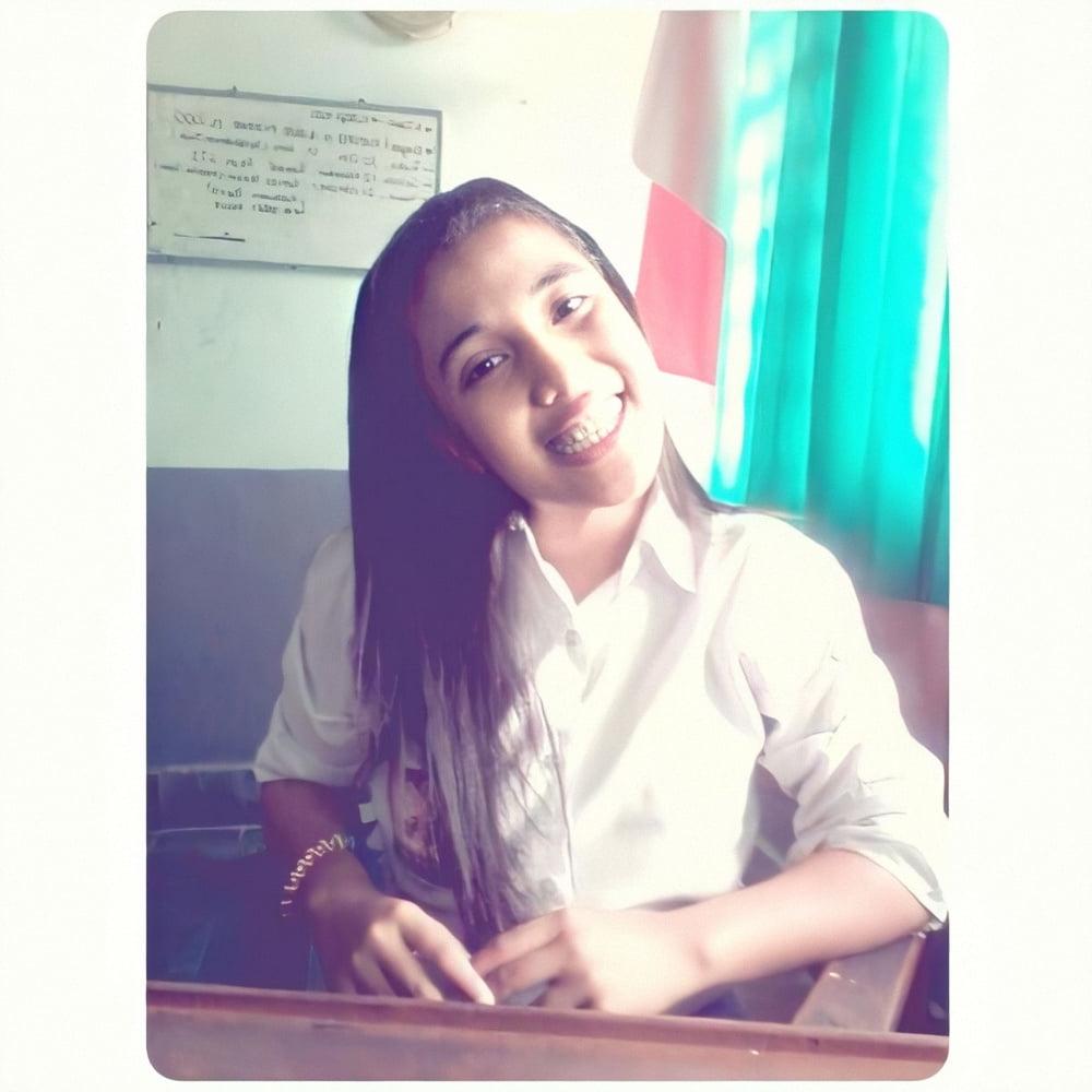 21P Indonesian Girl 54