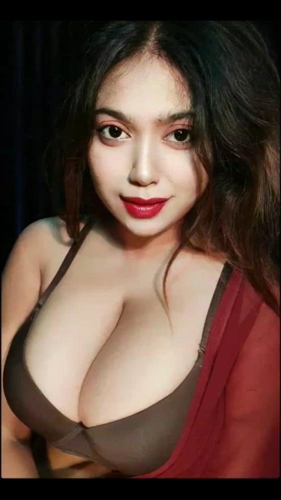14P Big booby indian bengali slut