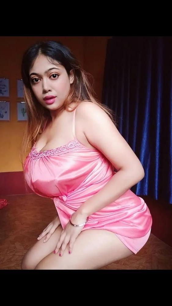 14P Big booby indian bengali slut