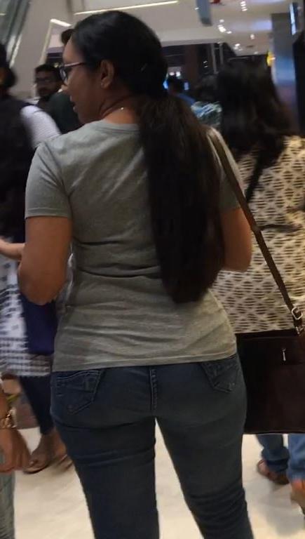 11P Indian girl hot ass