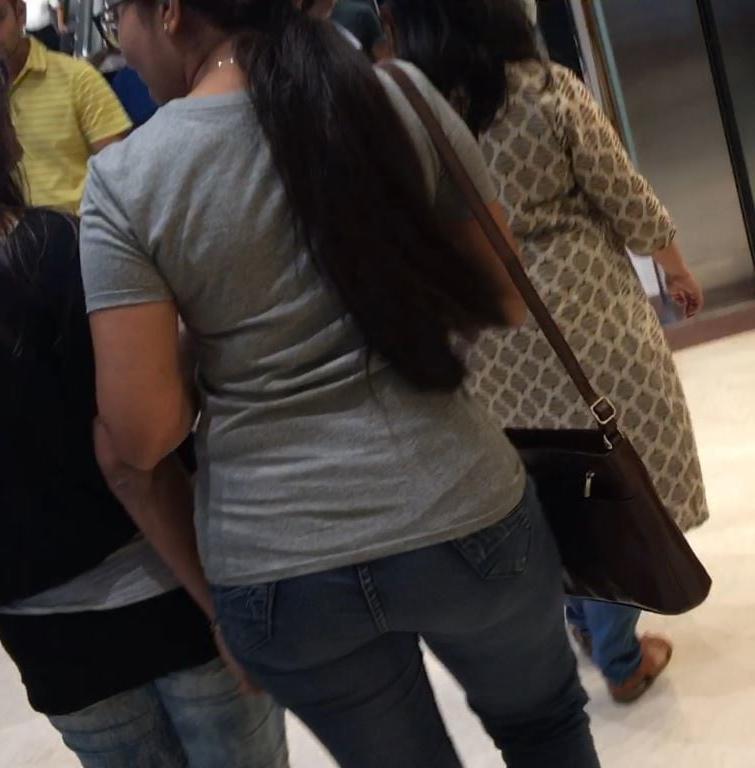 11P Indian girl hot ass