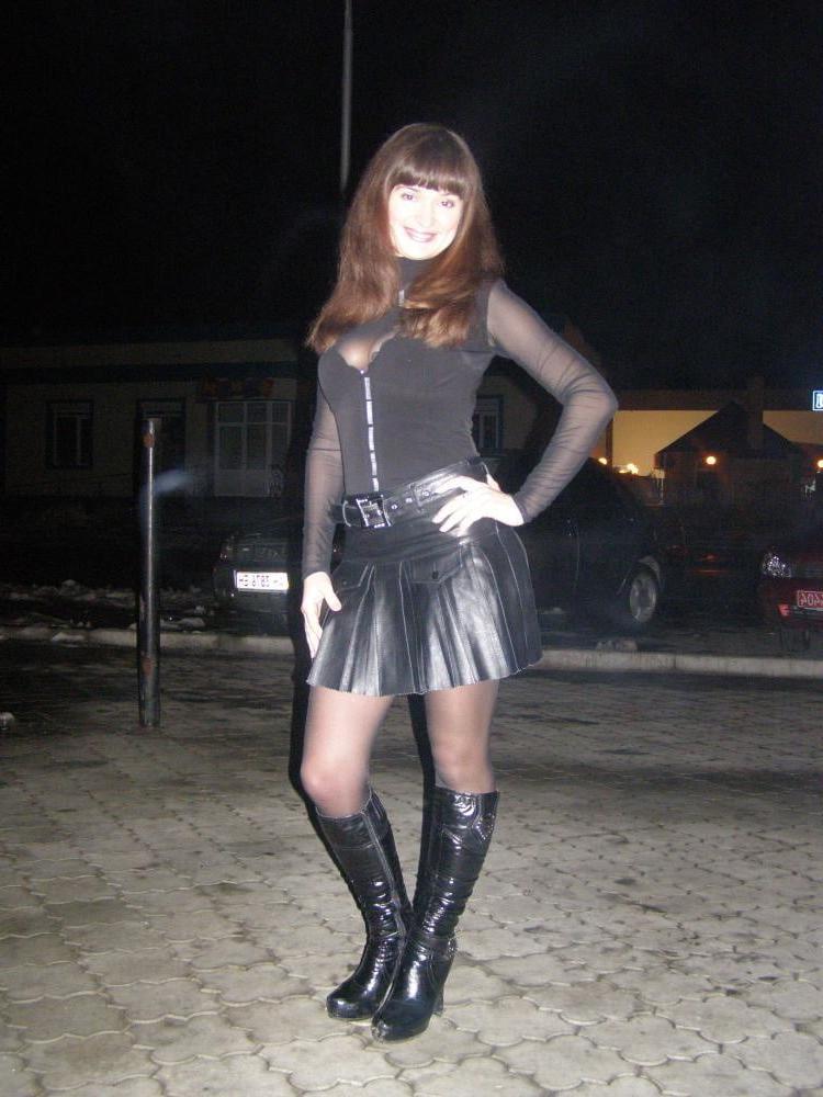 25P ReUp NN Teens in Heels and Boots 21