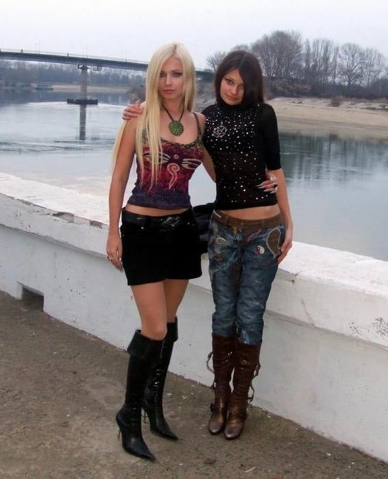 25P ReUp NN Teens in Heels and Boots 24