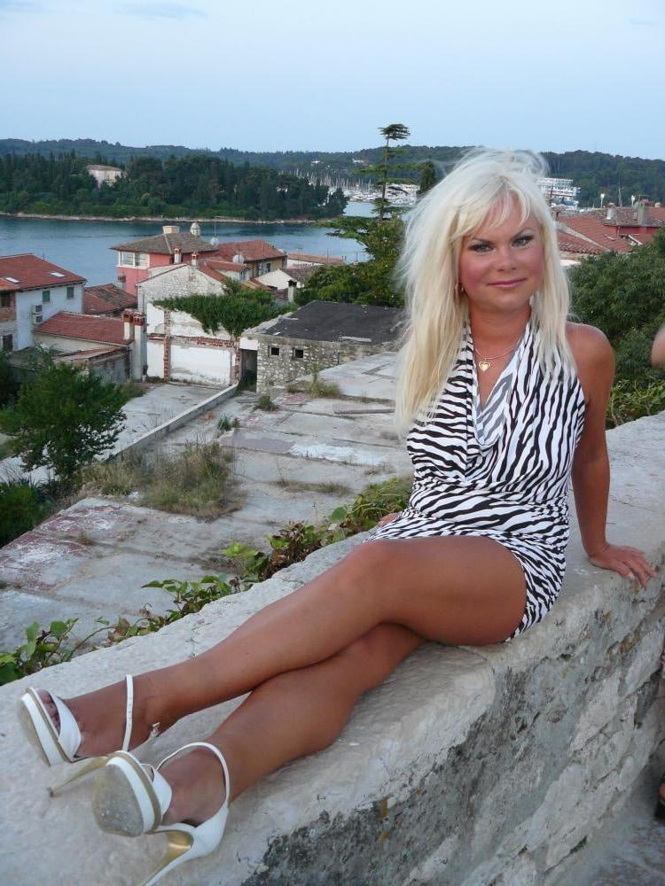 25P ReUp NN Teens in Heels and Boots 24