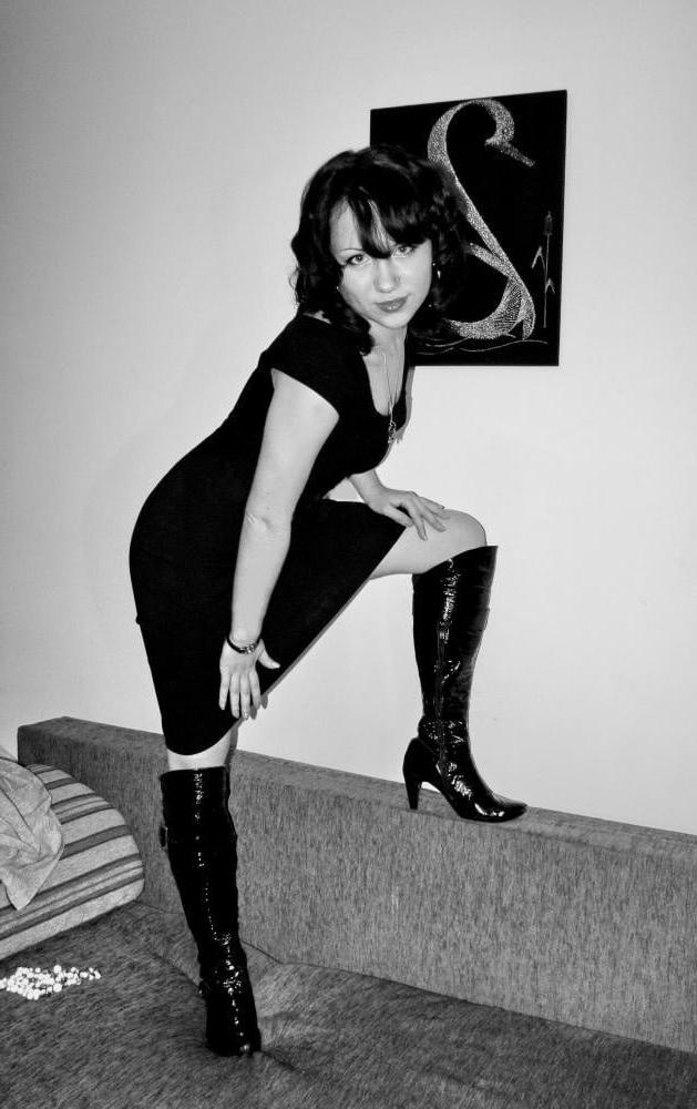 25P ReUp NN Teens in Heels and Boots 24