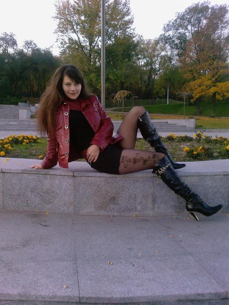 25P ReUp NN Teens in Heels and Boots 29