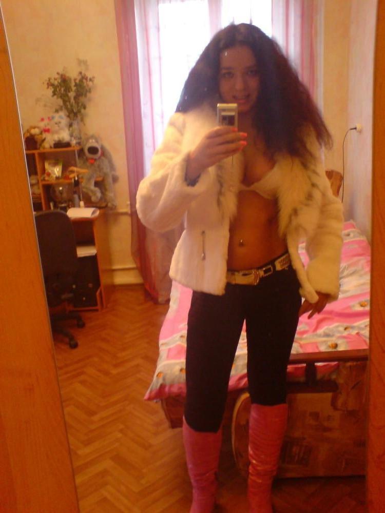 25P ReUp NN Teens in Heels and Boots 29