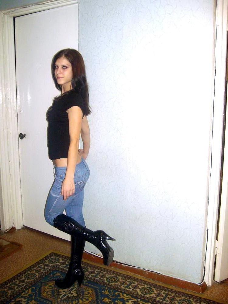 25P ReUp NN Teens in Heels and Boots 29