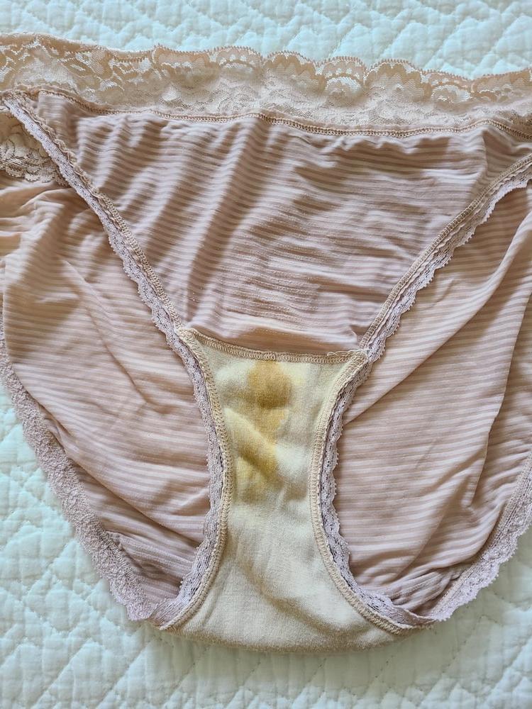 25P Milf teacher wife