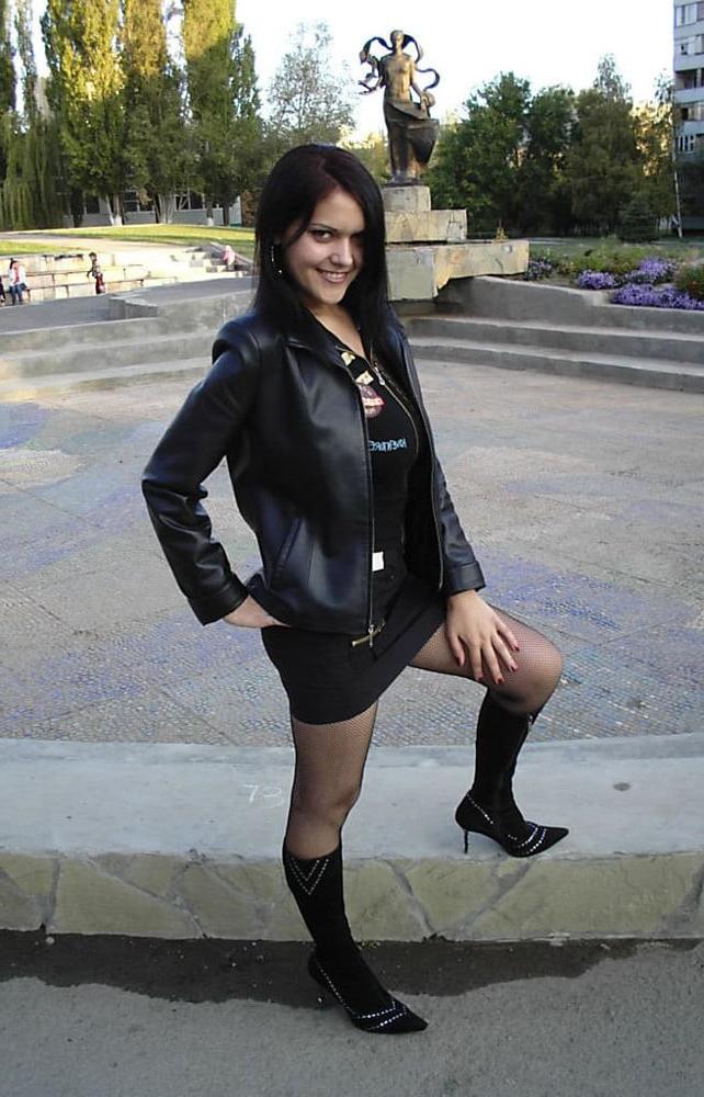 25P ReUp NN Teens in Heels and Boots 22