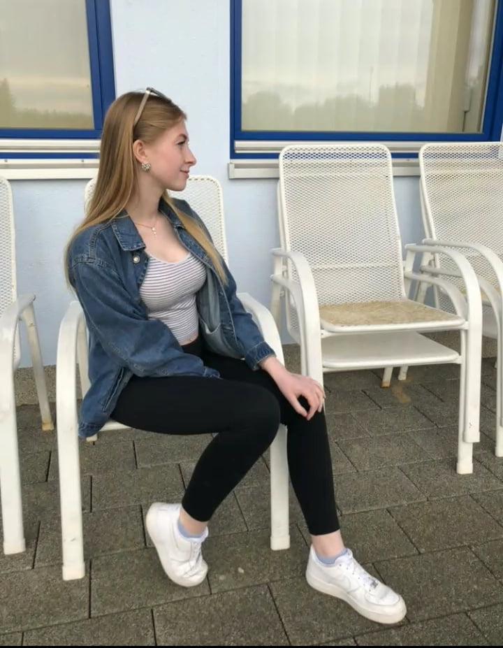 25P 20yo wannabe influencer Vanessa