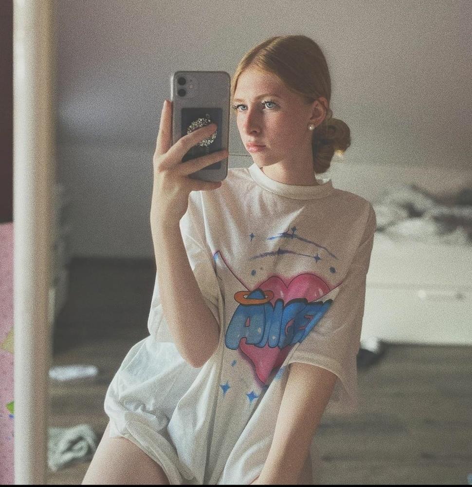 25P 20yo wannabe influencer Vanessa