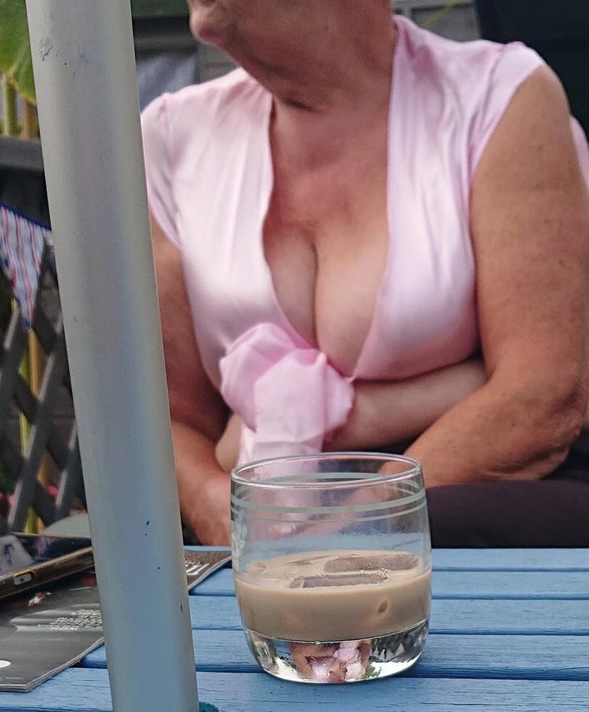 18P Pub garden