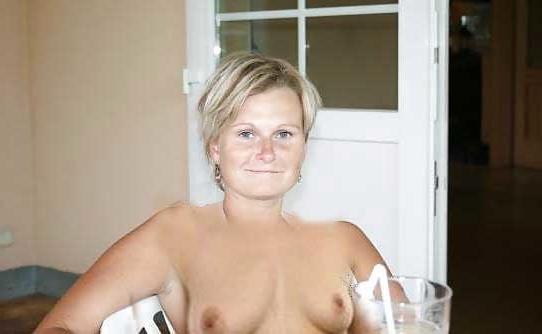 25P Exposed slut wife
