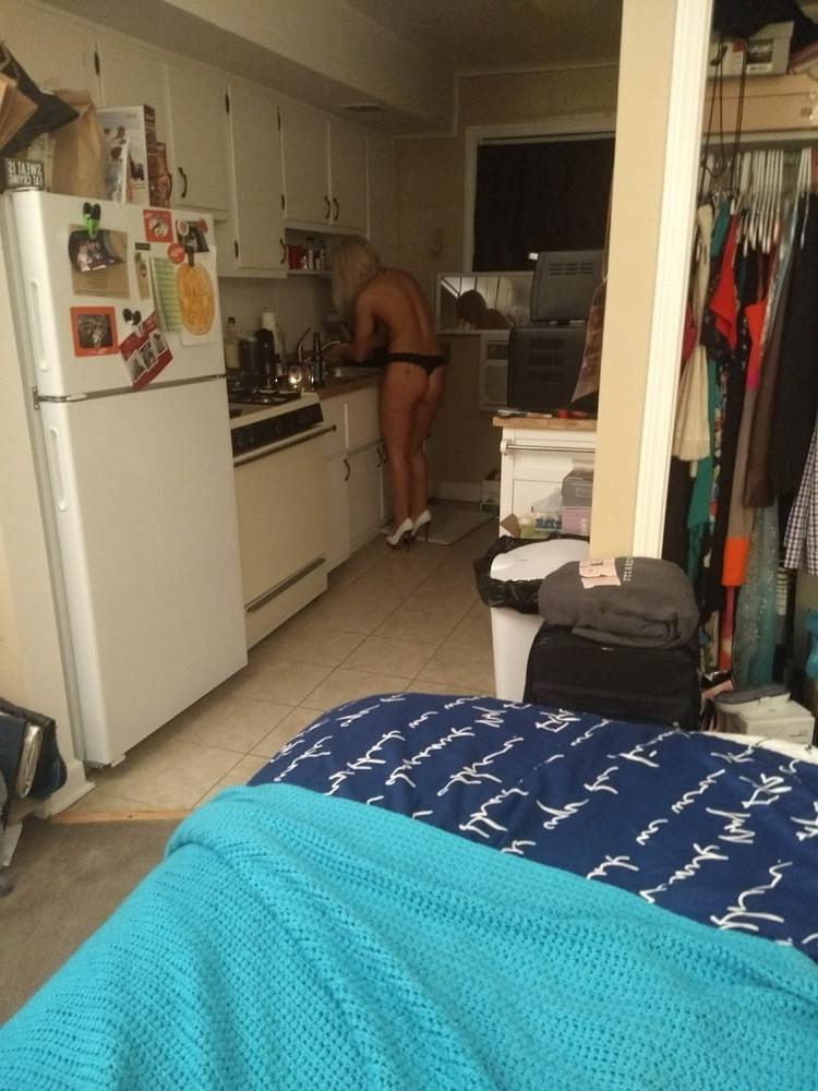 25P Candid wife   voyeur