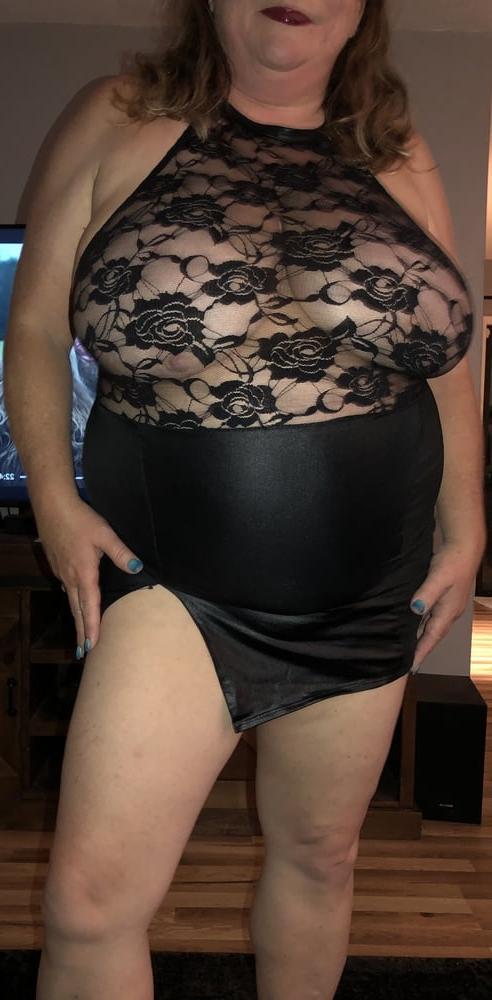 25P Wife wants cock