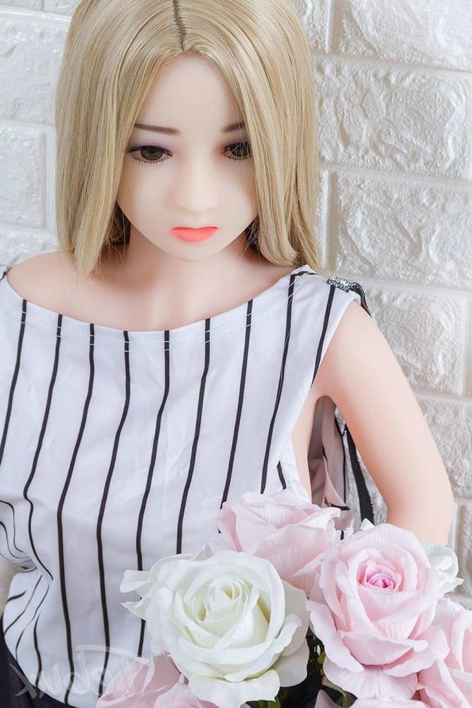 12P Young petite blonde sexdoll with big tits