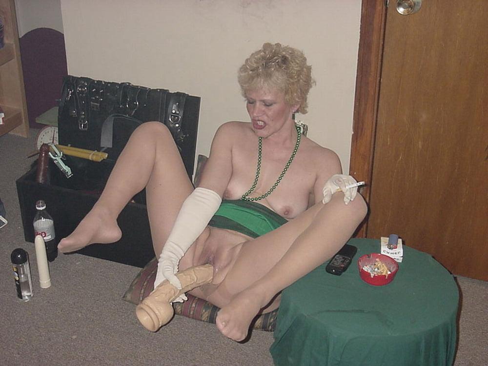 25P WOW She's Smoking 100