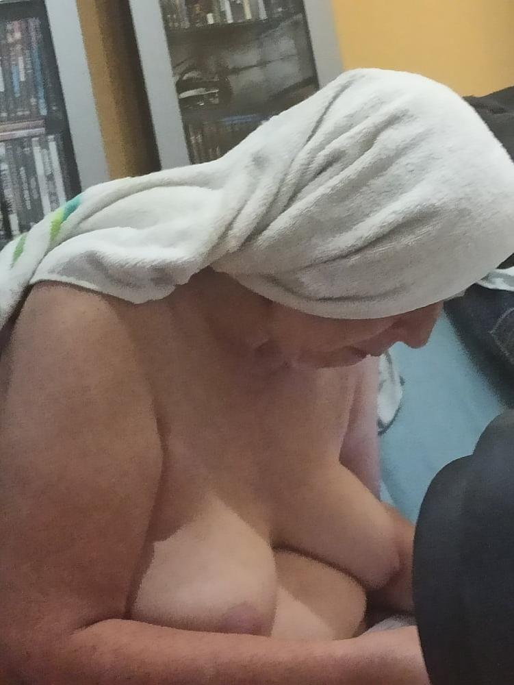7P My chubby saggy wife