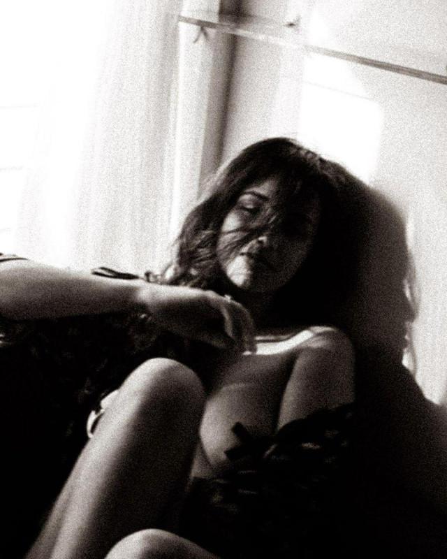 25P Indian Model PhotoShoot