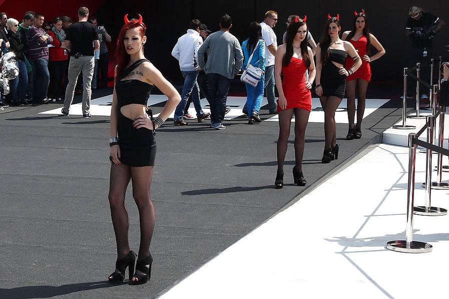 25P Messe Babes 2012