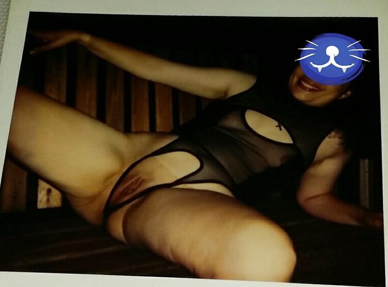 25P Wife Spread for your Pleasure