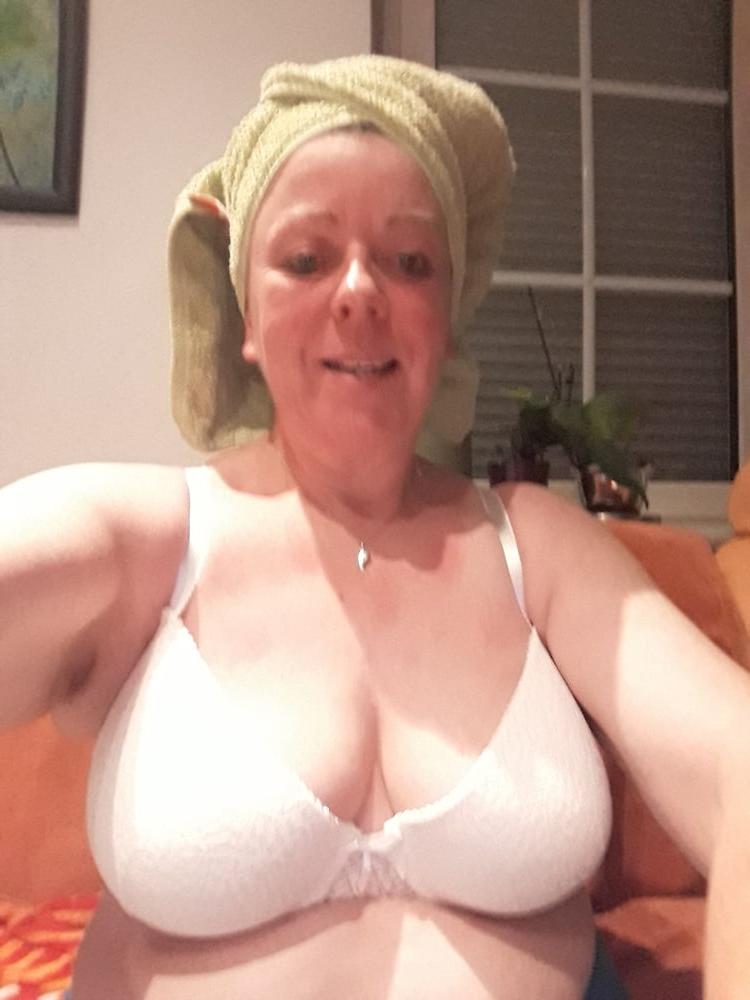 14P Germany Wife 333