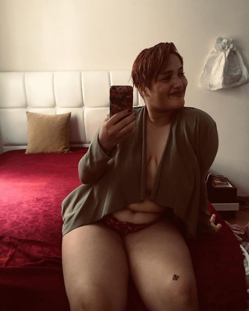 25P beurette salope gros seins