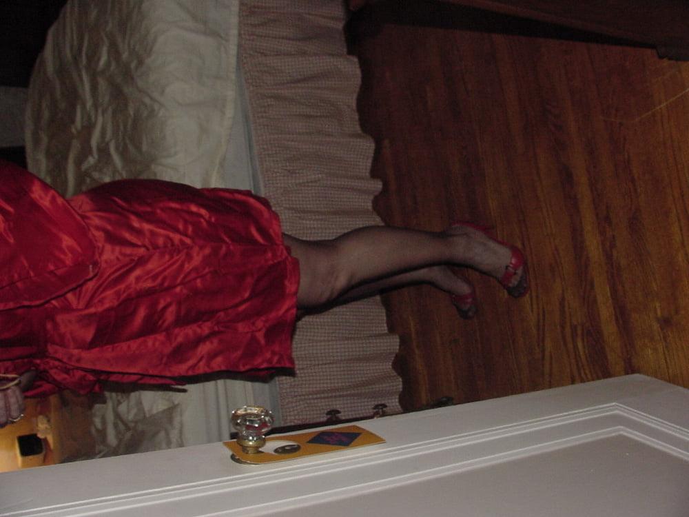 23P RHT Stocking Wife 10