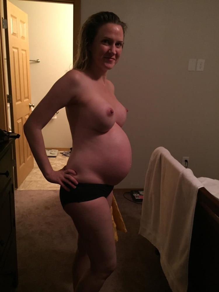 17P Blonde wife Meredith nude