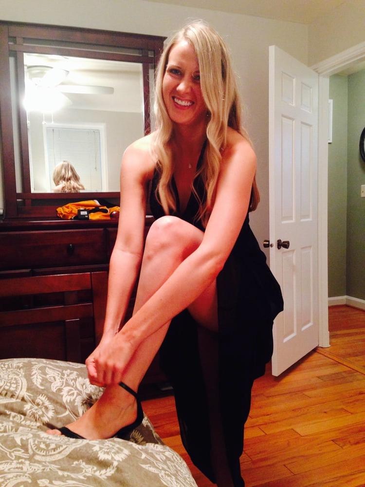 17P Blonde wife Meredith nude