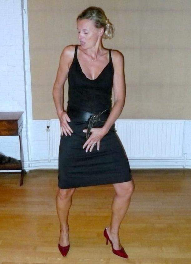 25P Hot Wife 14