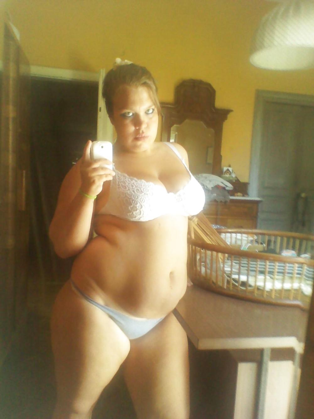 20P Social Network Hot Babes 2