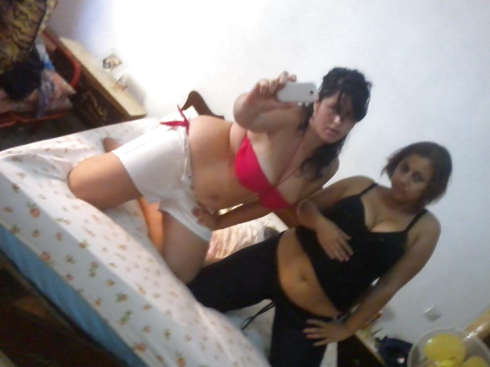 20P Social Network Hot Babes 2