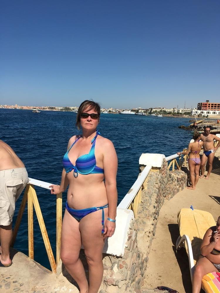 25P 47yo Slut Wife Jen for Exposure and Comments