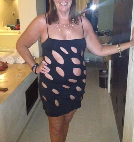 25P 7. Mature wife exposed