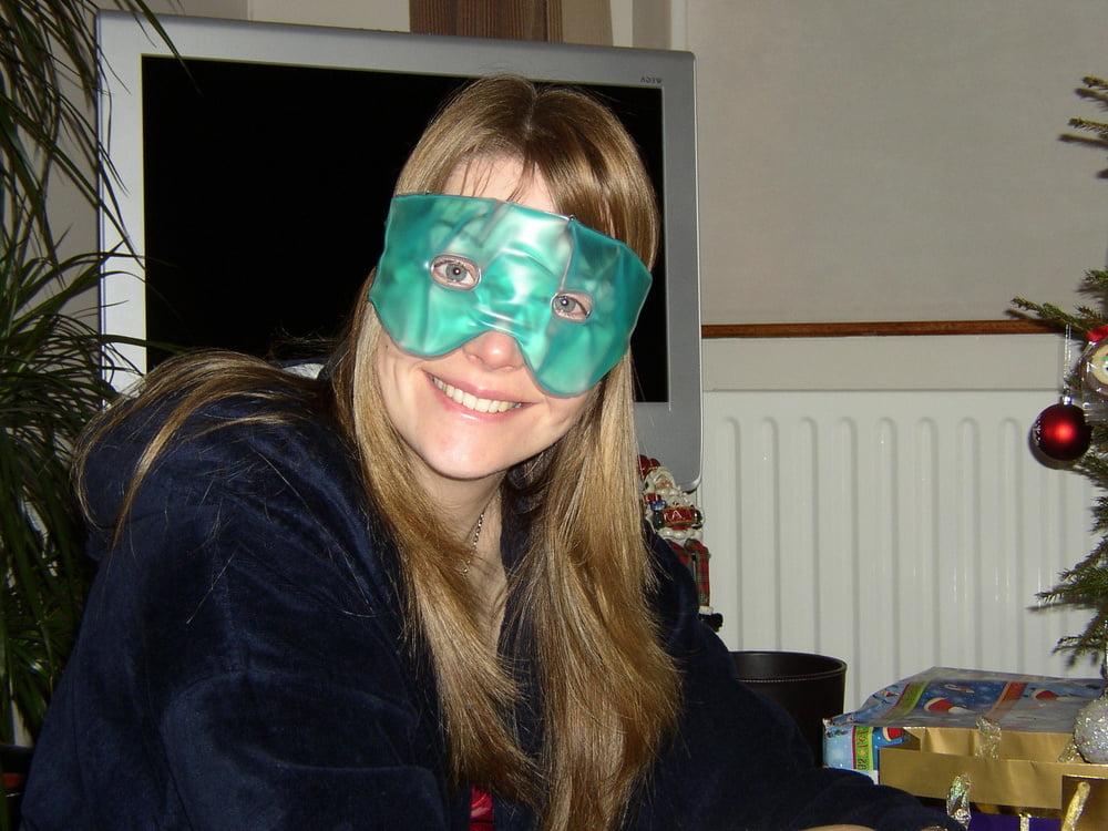 25P Brit Wife Niki