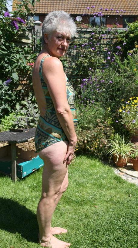 15P Granny in Garden