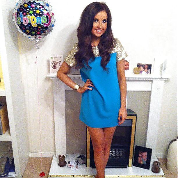 25P Hot babes 26